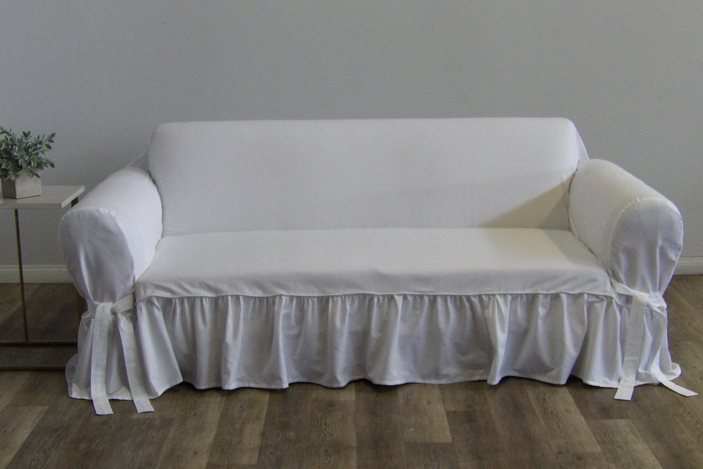 Ruffled One-Piece Slipcover