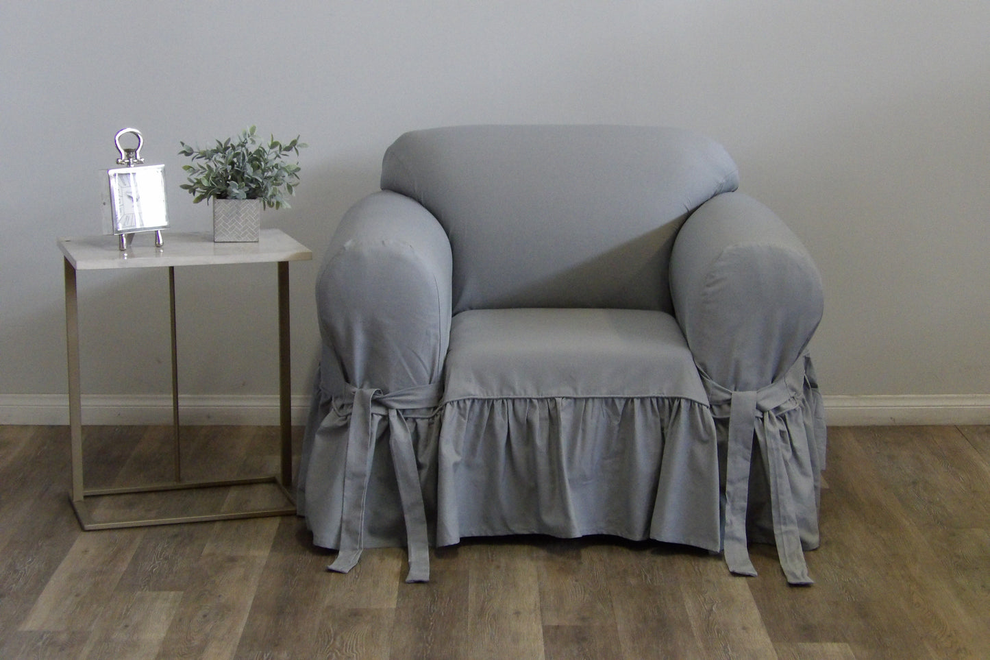 Ruffled One-Piece Slipcover